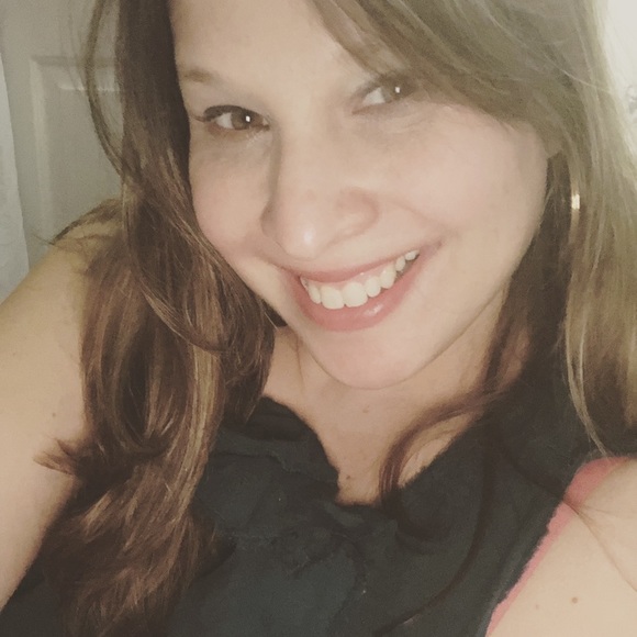 Meet your Posher, Meli - Picture 1 of 1